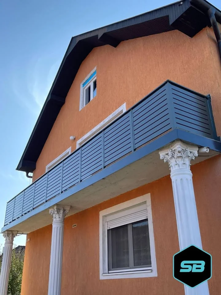 Balkonska ograda na porodičnoj kući